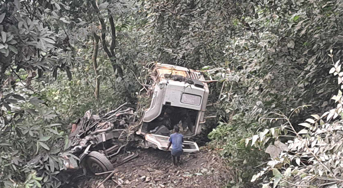 धादिङको कृष्णभीरमा ग्यासको बुलेट दुर्घटना